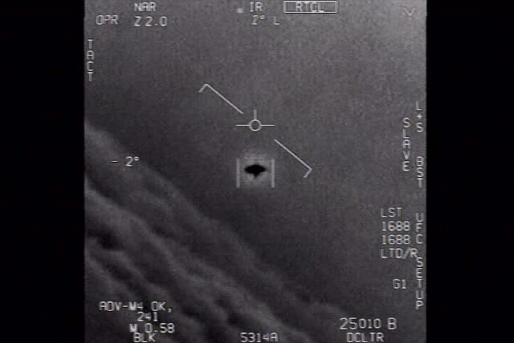 Image extraite de la vidéo Gimbal de l’US Navy (2015), déclassifiée par le Pentagone