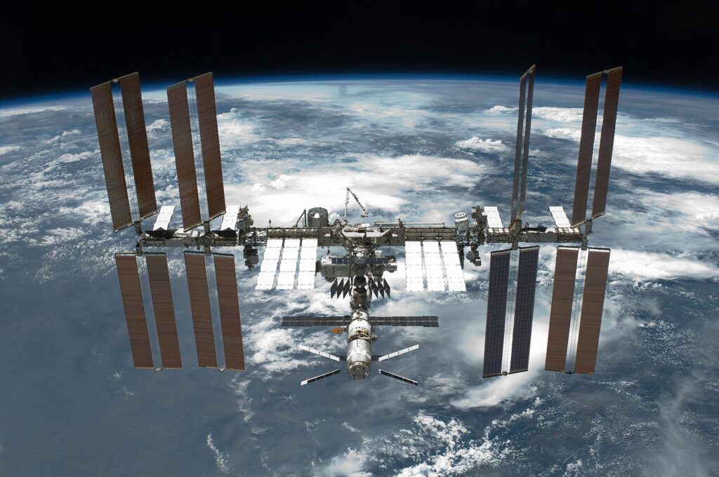 La Station spatiale internationale photographiée depuis la navette Endeavour en mai 2011